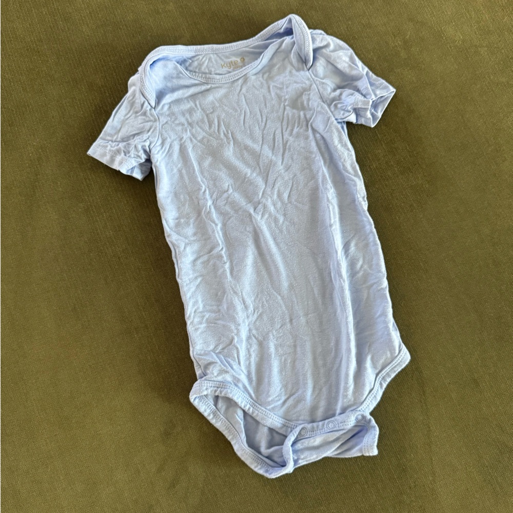 Kyte Baby Solid Onesie 18-24 Months